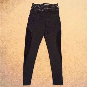Black High-Waist Leggings with Striped Waistband